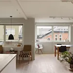 Dinbnb Apartments L 15Min To C Station L Huge Social Space L Balcony